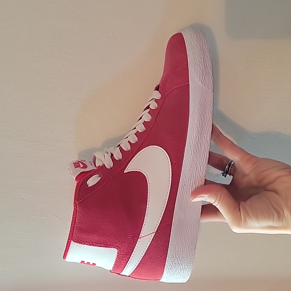 Nike Red Suede Blazer Mid